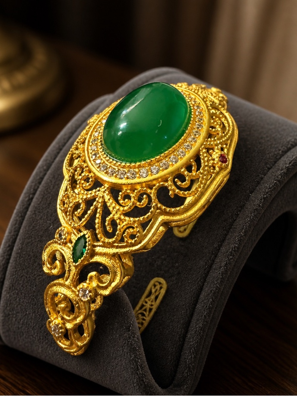 Silver S925 Luxury Gold Filigree Bracelet with Jade  Egg Noodle Bracelet
